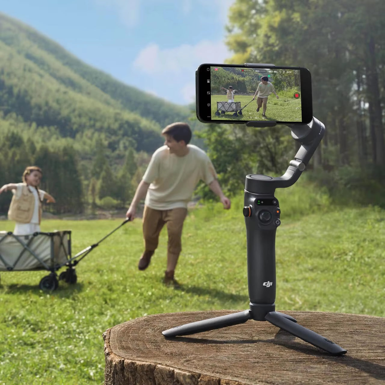 DJI Osmo Mobile 6 Smartphone Gimbal Stabilizer, 3 Axis Mobile Phone Gimbal Original Brand New，In Stock